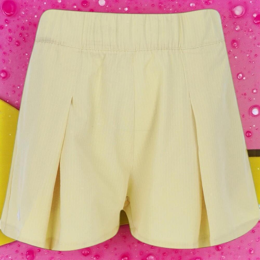 $75 Adidas Women's Go To Pleated Shorts Powder Yellow Size Large